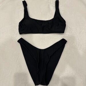 AERIE CLASSIC BLACK TWO PIECE BIKINI LADIES LARGE